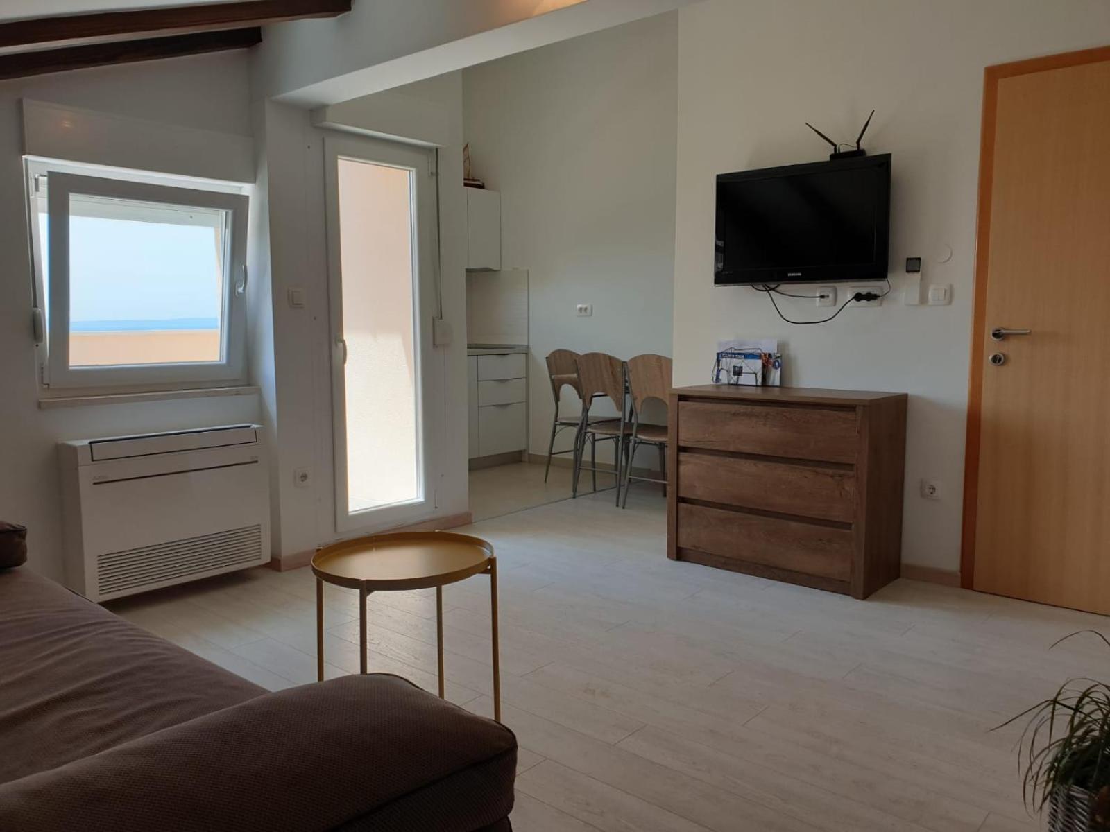 Magi House With Pool Apartamento Podstrana Quarto foto